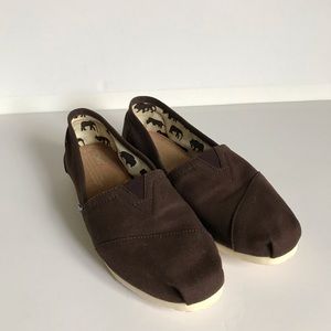 Brand new Toms size 9 Chocolate brown